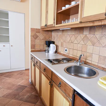 Kontesa 3*