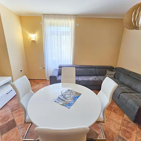 Kontesa Gasthof Lovran